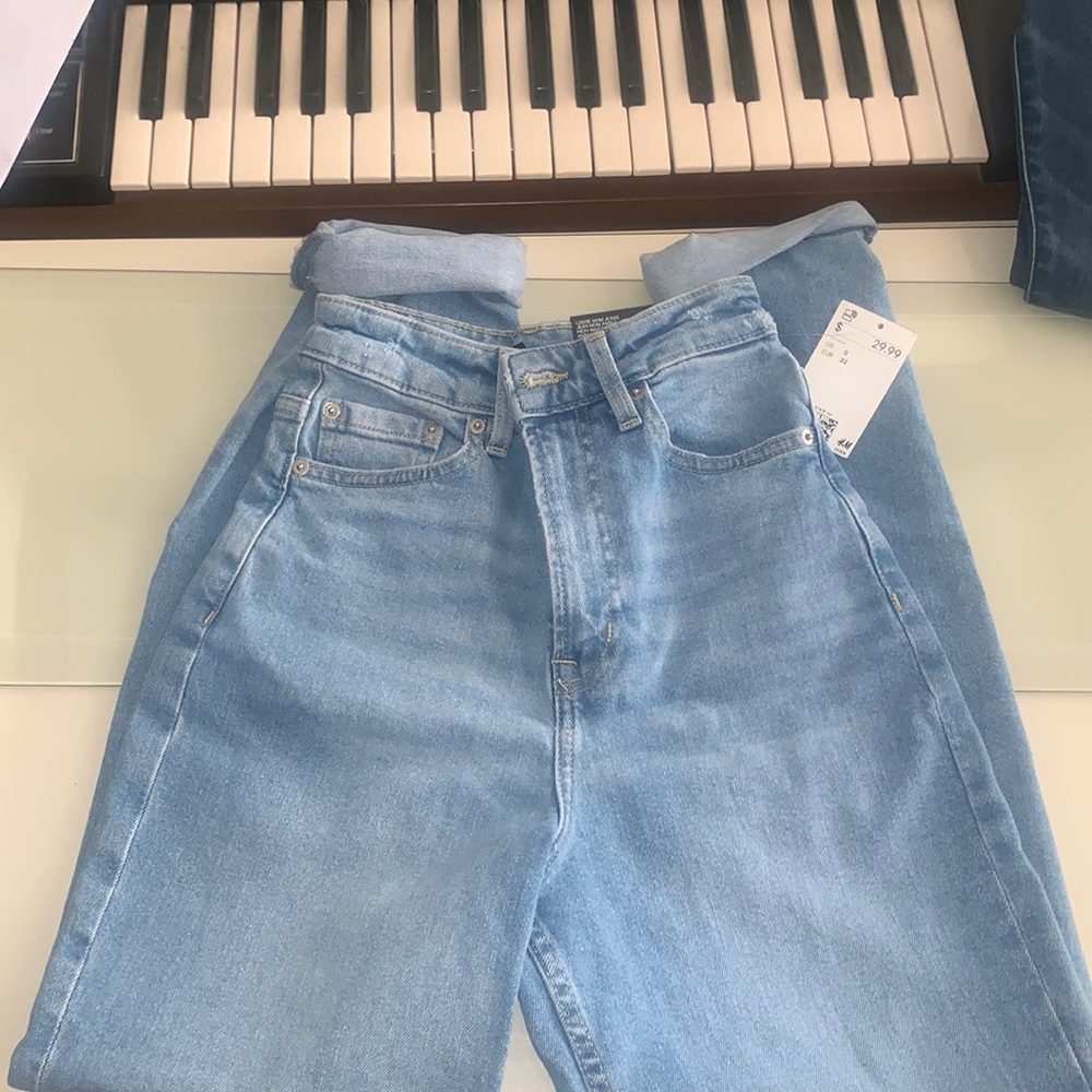 H&M Loose Mom Jeans
